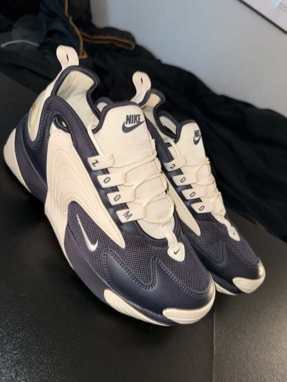 Nike Zoom 2K Size 8 Blackened Blue Light Cream AO0354-001